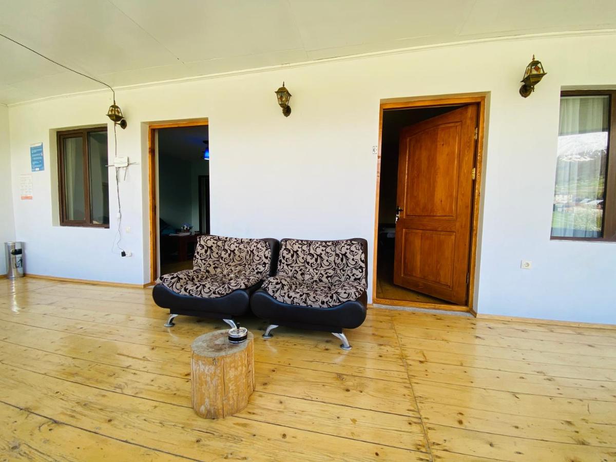 Guesthouse Alpenrose Mestia Exterior photo